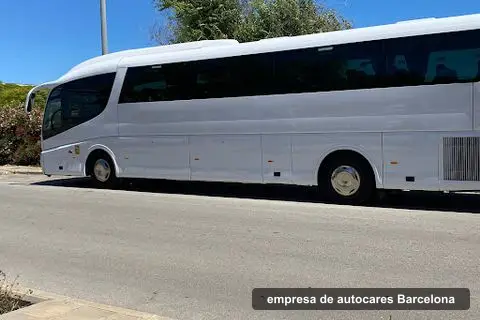 Alquiler Autocares Barcelona Lleo, empresa de autocares en Barcelona (2)