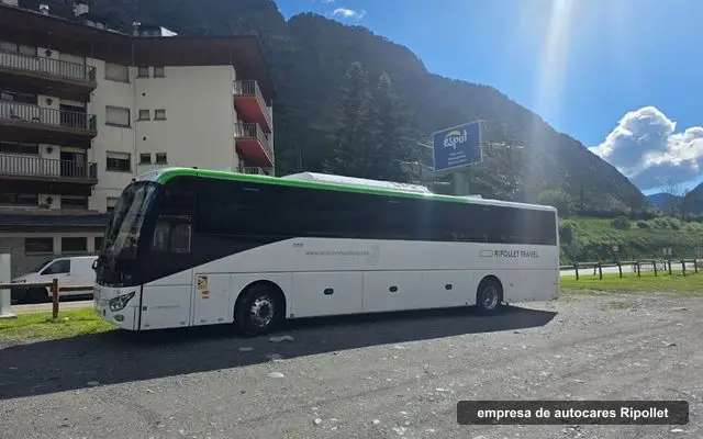 Autocares Ripollet Travel, empresa de autocares en Ripollet