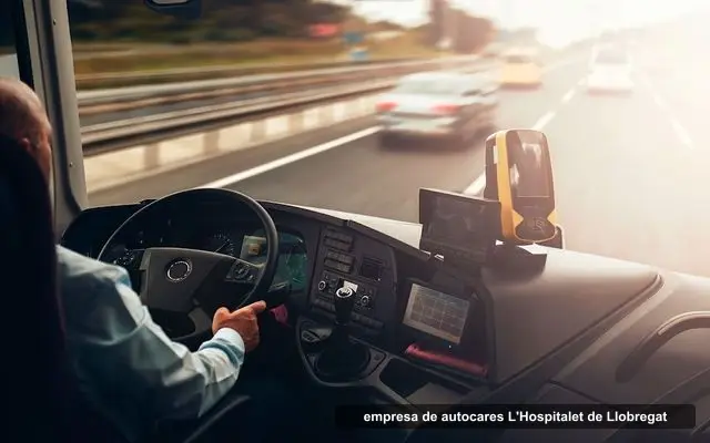 Fernando Bus, empresa de autocares en L'Hospitalet de Llobregat