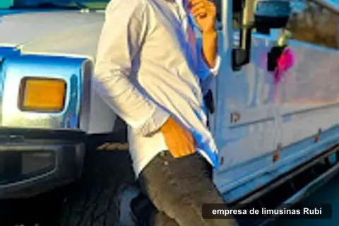 Servicios Hummer, empresa de limusinas en Rubí (4)